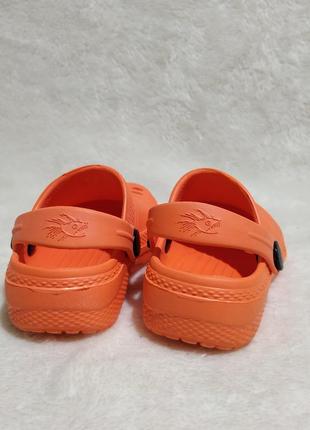 Crocs 4