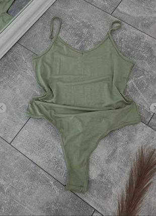 Оливковый боди missguided