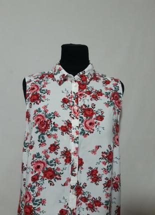 Красивенная блуза в розах с вискозы 100% h&m