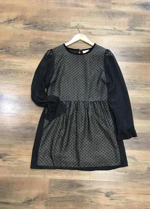 Шикарное платье с красивой спинкой