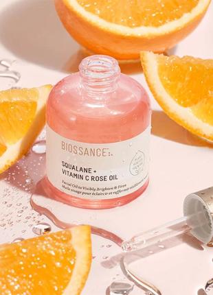 Масло для омоложения кожи лица biossance squalane vitamin c rose oil3 фото