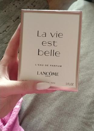 Парфуми la vie est belle від lancôme 30 ml1 фото