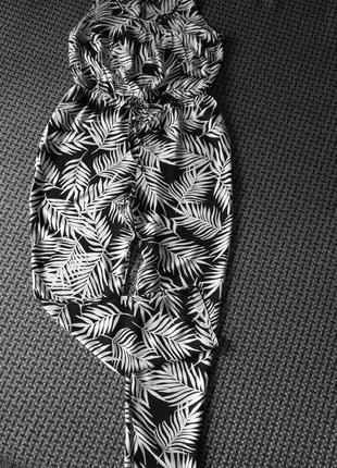 Монохромный невесомый брючный ромпер/комбинезон в пальмовый лист с оф. сайта george.6 фото