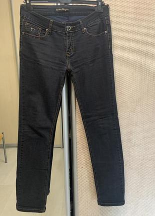 Джинсы ferragamo