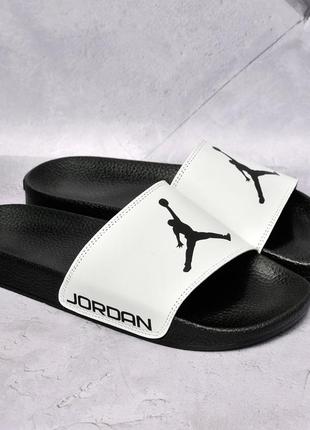 Шкіряні, класні шльопанці