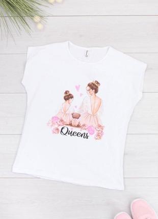 Стильная серая футболка с рисунком принтом девушка мама дочка6 фото