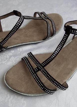 Босоніжки tamaris оригінал розмір 40, довжина устілки 26 см