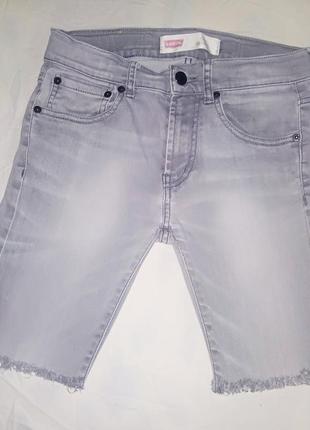 Шорты levi's  510    26 p (42)