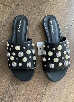 Шлёпанцы glamurous