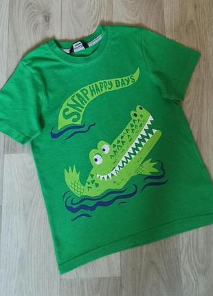 Прикольная футболка george на 5-6 лет