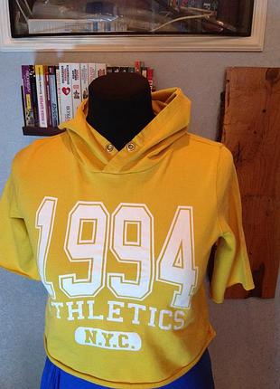 Натуральний укорочений лонгслив з капюшоном бренду h&m, р 44-46