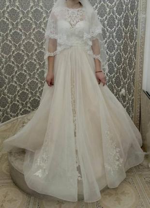 Весільні сукні ручної роботи4 фото