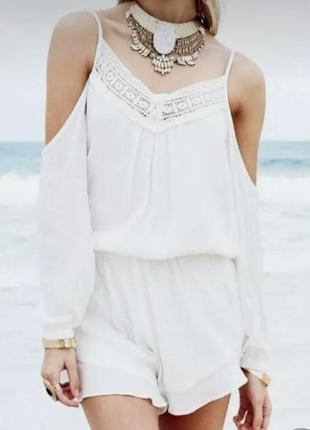 Білий літній ромпер шорти з відкриття плечима