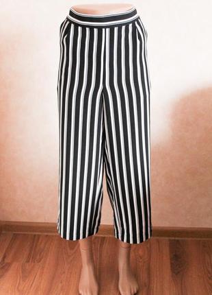 Широкі штани кюлоти, в смужку, чорні, штани л l