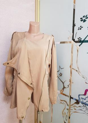 Легенькая курточка пог 56