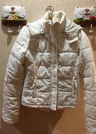 Куртка з капюшоном