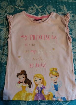 Футболка на девочку 5-6лет.