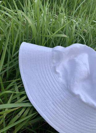 Жіноча капелюх з льону з широкими полями7 фото