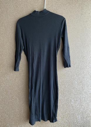 Платье в рубчик