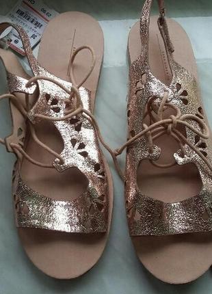 Босоніжки сандалі zara 38р зара