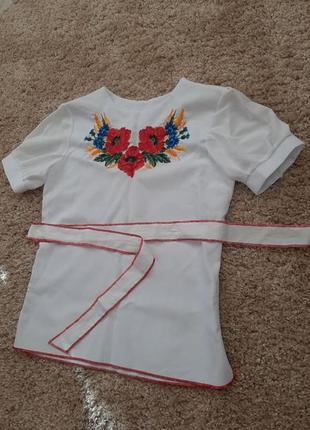 Вышиванка женская