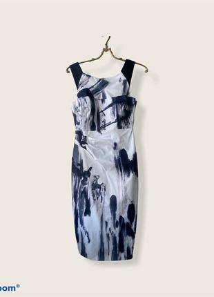 Платье-футляр в офис строгое платье