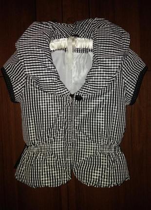 Жилетка. сезонний розпродаж