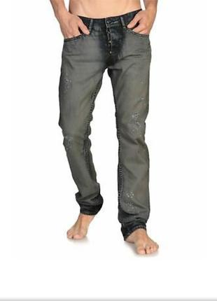 Брендовые джинсы diesel braddom reg slim carrot wash 0819e