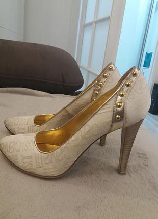 Cavalli італія туфлі р. 40 розпродаж