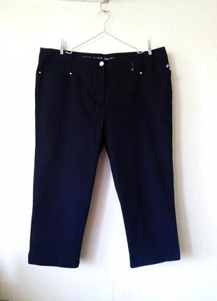 Новые черные укороченные брючки-джинсы ginalaura 20uk