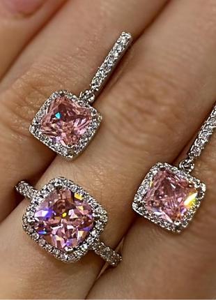 Шикарный серебряный женский набор серьги серебряное стильное кольцо с розовым фианитом
