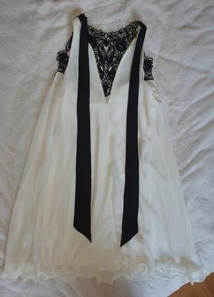 Платье сукня сарафан молочного цвета с чёрным кружевом lipsy лондон2 фото