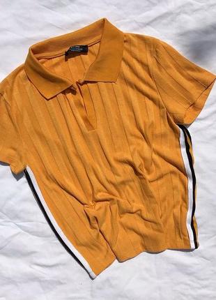 Футболка поло с лампасами/полосками в крупный рубчик bershka