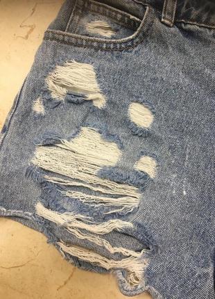 Рваные джинсовые шорты4 фото