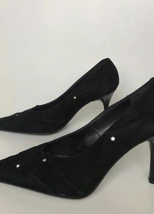 Новые замшевые итальянские туфли на шпильке3 фото