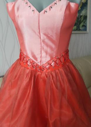 Нарядное, благородное, нежное, кораллового цвета платье2 фото