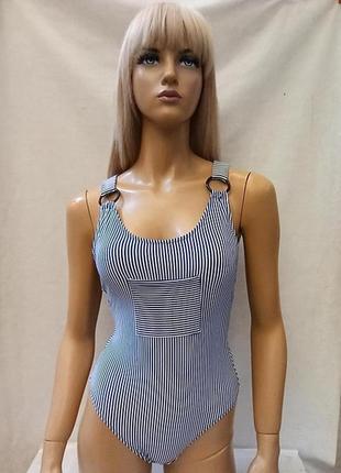 Купальник слитный