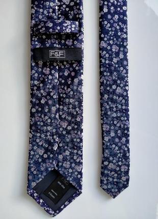 Галстук с цветами
