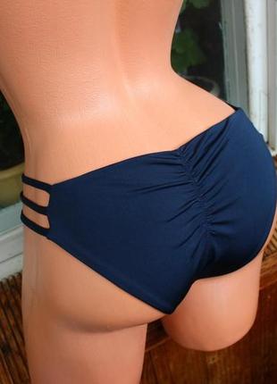 Купальні трусики на м-л