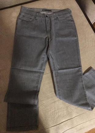 Джинсы levi’s, 28