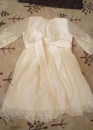 Нарядное платье с вышивкой по сетке на 4-5 лет2 фото