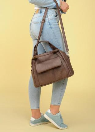 Жіноча спортивна сумка, шопер, ручна поклажа, сумка мами / коричневий нубук6 фото