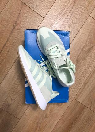 Нові кросівки adidas flashback runner