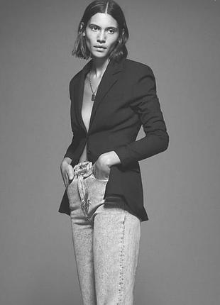 Красивая блуза на пуговицах zara