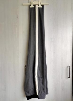 Нові штани з лампасами zara, розмір s. оригінал з офіційного сайту.3 фото