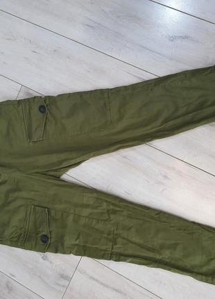 Стильні штани з високою талією