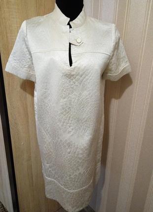 Стильне плаття жакардовое