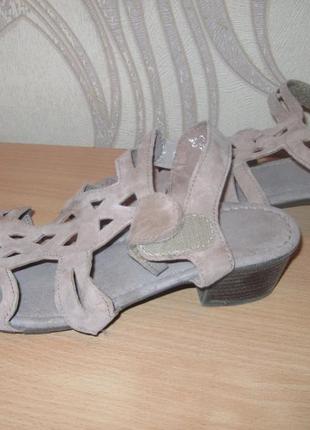 Продам сандалі-босоніжки фірми gabor 37 розміру3 фото