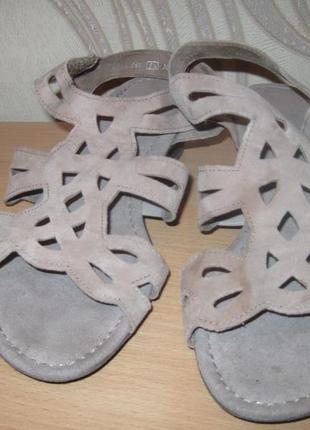Продам сандали-босоножки  фирмы gabor 37 размера4 фото