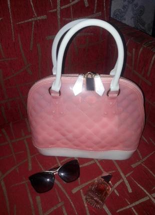 Стильная сумка в стиле furla